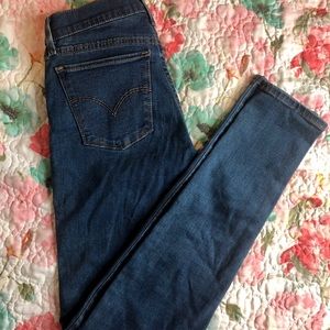 Levi super skinny jeans